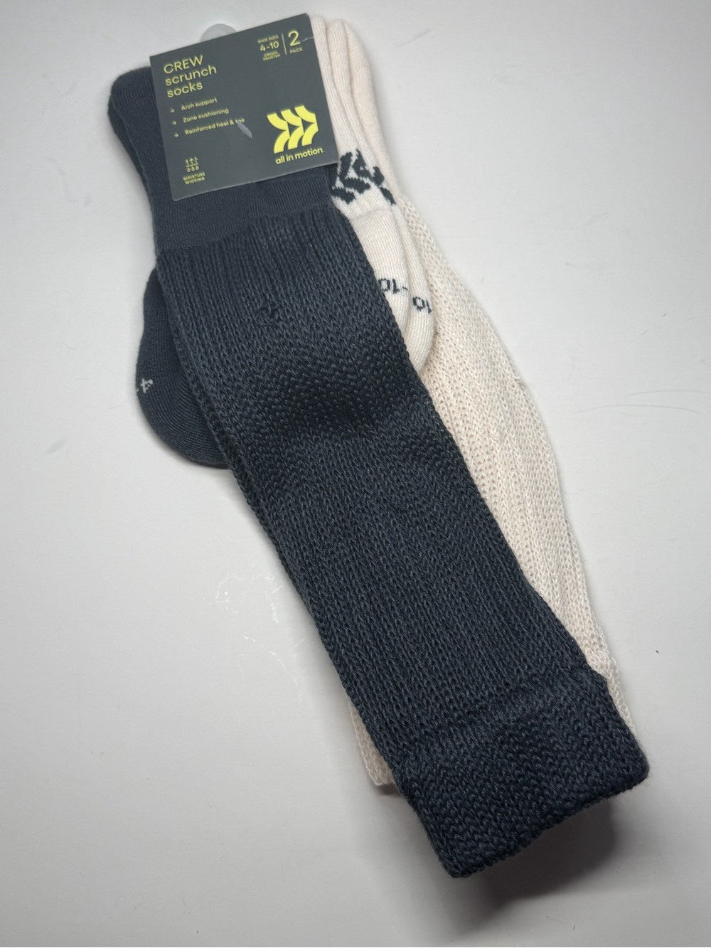 all in motion Men's Crew Scrunch Socks - Black & Cream, 2-Pack